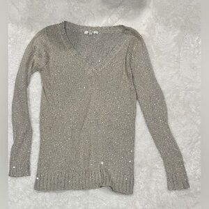 BB Dakota Gray Sweater